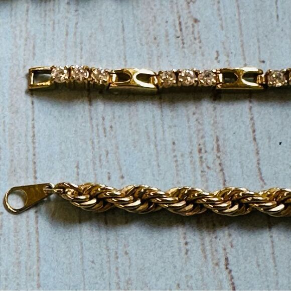 Vintage Bracelet Bundle - Picture 2 of 4